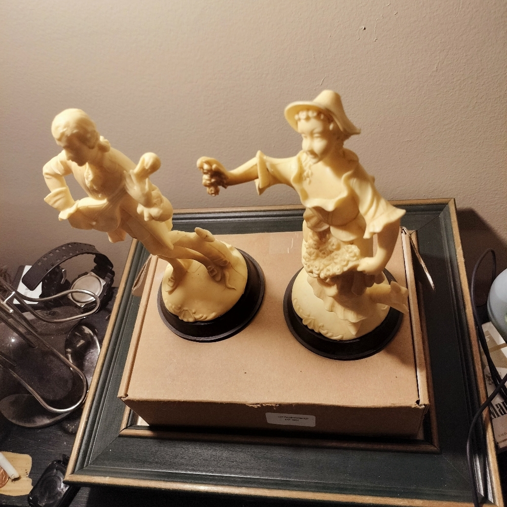 Antique vintage figurines made in Italy
